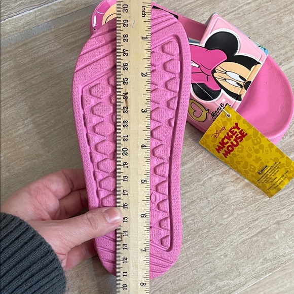 Disney Minnie Mouse NWT Sz 12-13 Pink Kids Slide Sandals - Picture 7 of 10